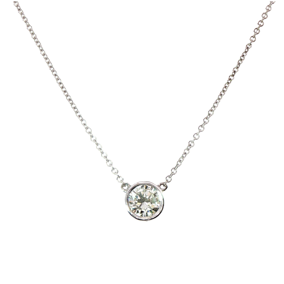 18 Carat White Gold Rim Set Pendant 0.34 Cts G/H Si