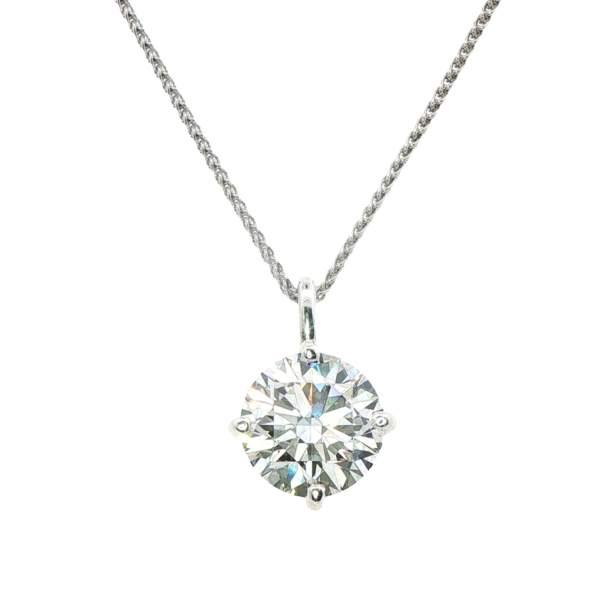 LGD Modern Round Brilliant Pendant 4.39 Cts G VS2 set in Silver