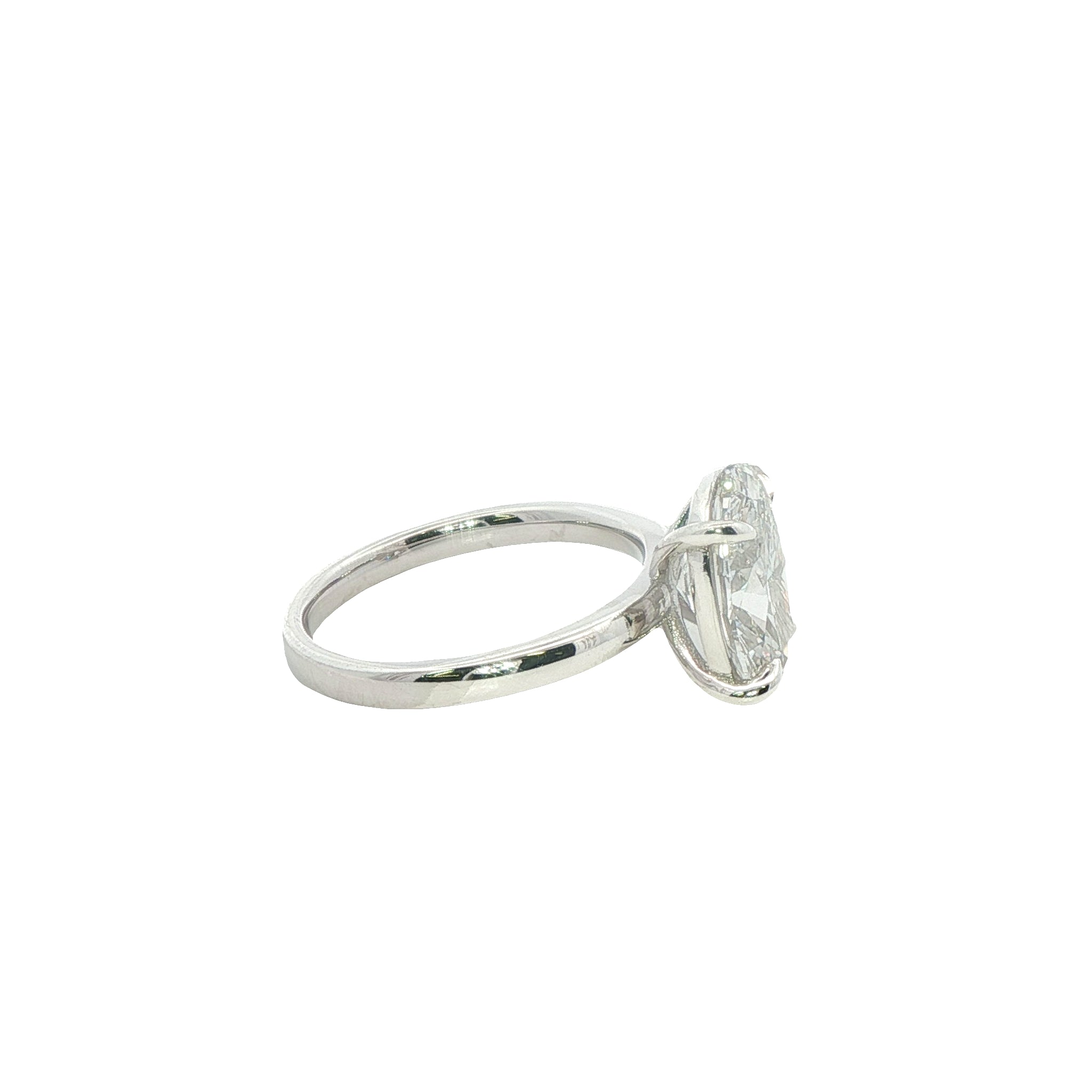 An Oval Lab Grown Diamond Ring in a silver setting. 3.08 Carats GVS1
