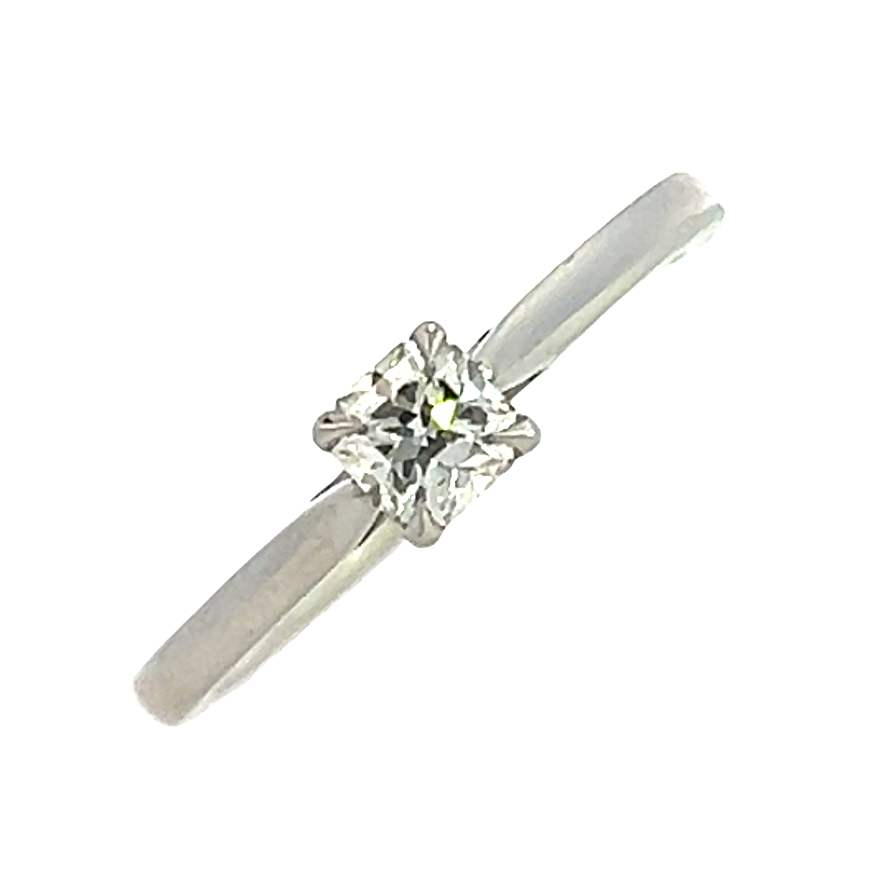 A Lucere Cut Diamond Ring in Platinum - 0.5 G/H VS