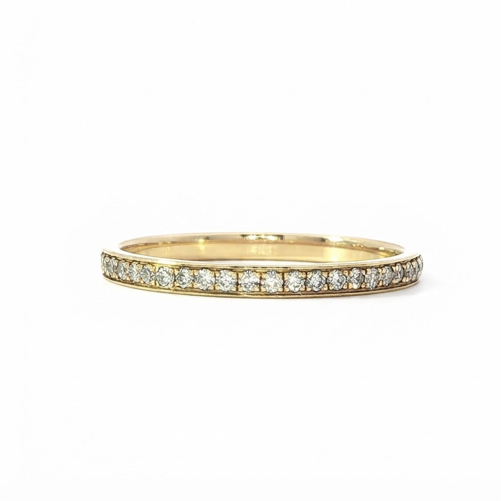 Full Grain Set Eternity Style Ring in 18 Carat Yellow Gold