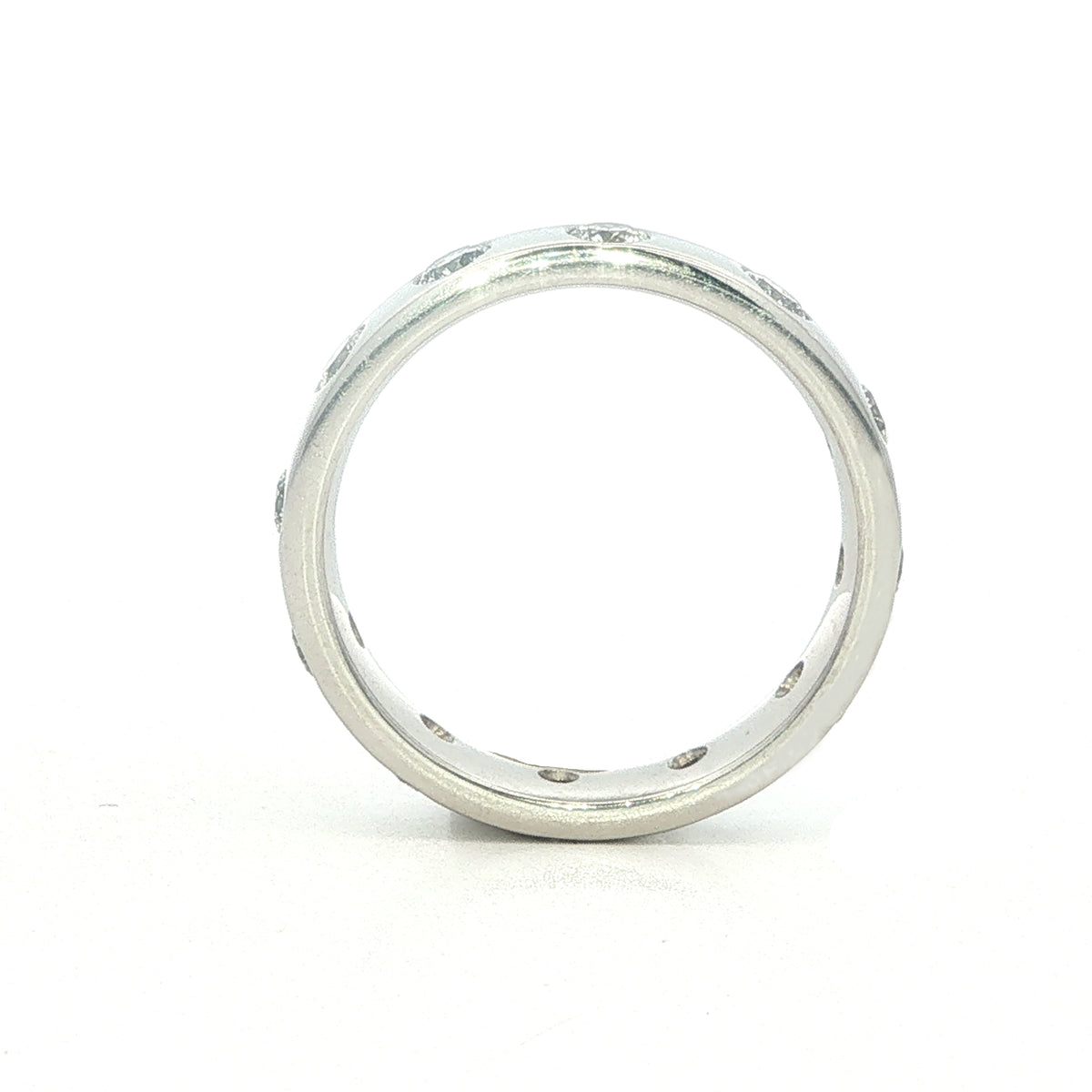 A Platinum and Diamond Flush Set Eternity Style Band 1.00 Cts F/