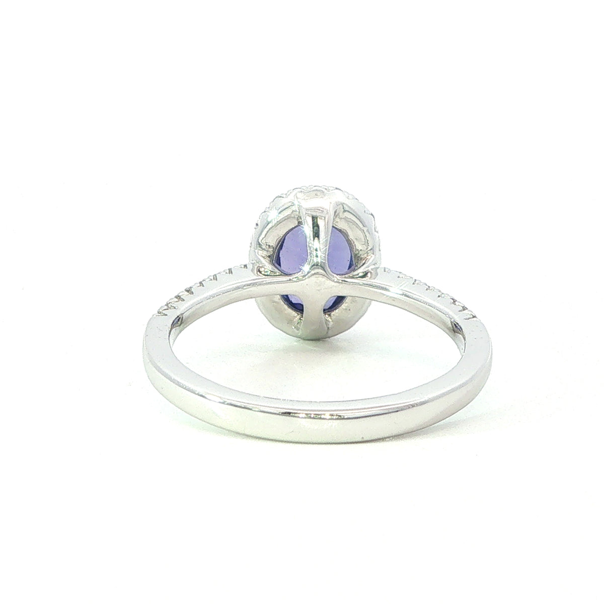 18 Carat White Gold Tanzanite and Diamond Ring