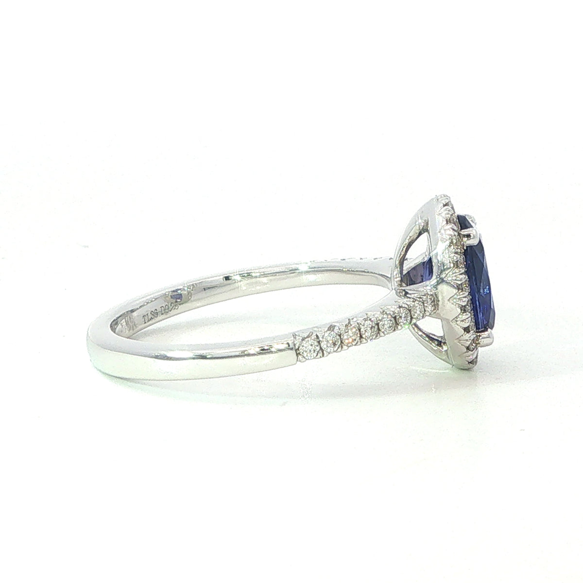 18 Carat White Gold Tanzanite and Diamond Ring