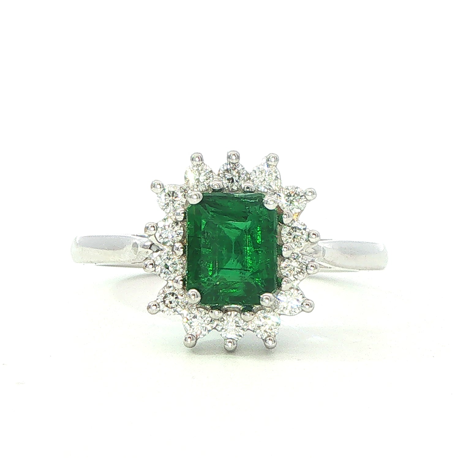 Emerald and Diamond ring in 18ct white gold