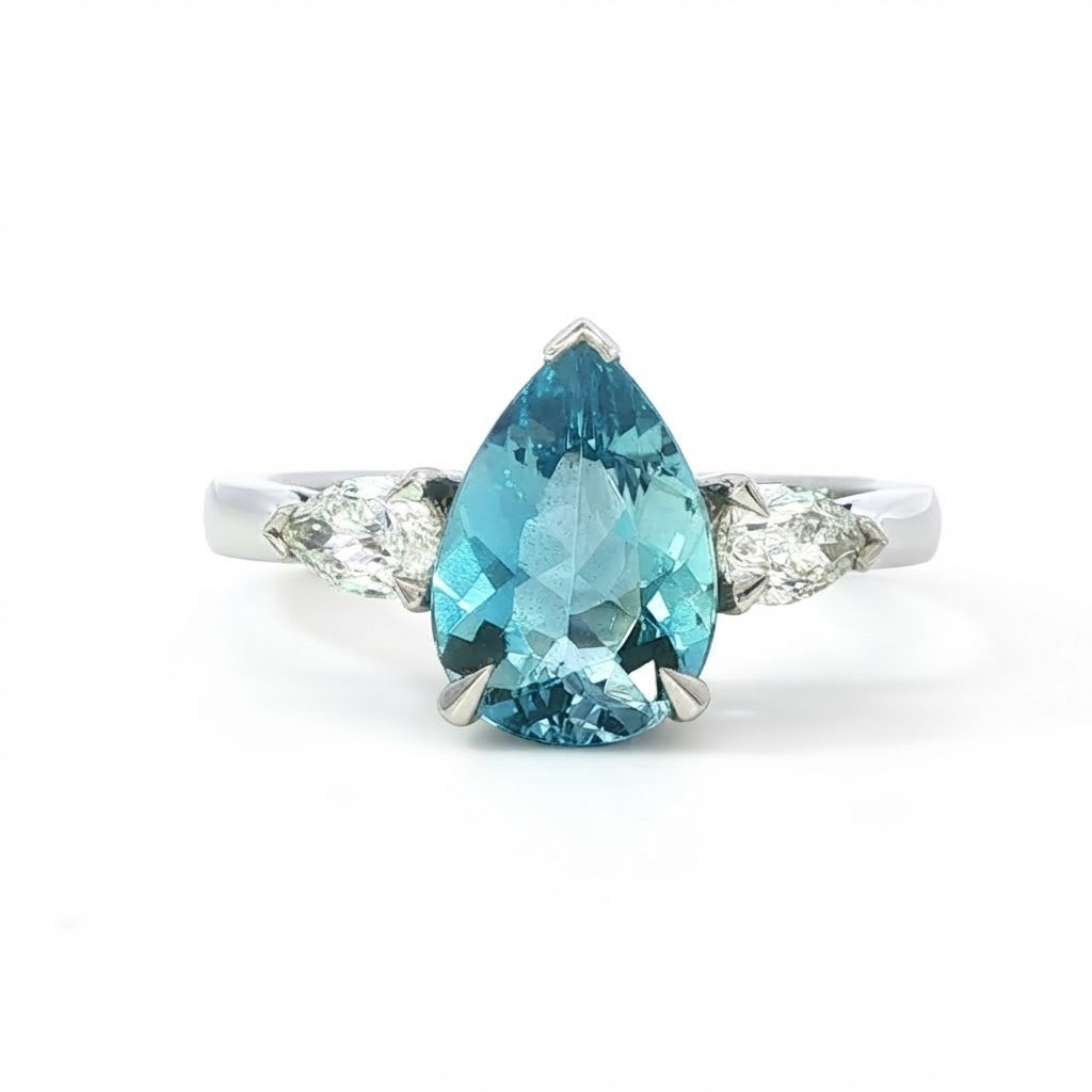 Platinum 1.51 carat Aquamarine and 0.39 carat Diamond ring