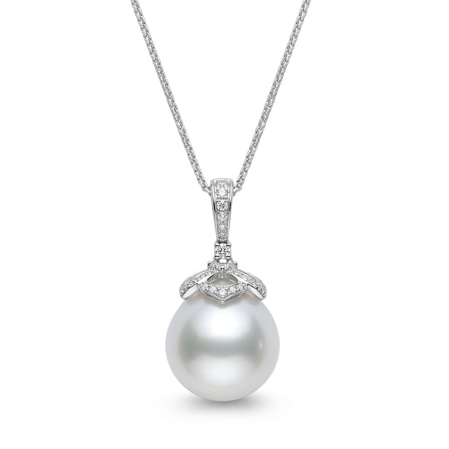 18 Carat White Gold South Sea Pearl Pendant with Diamonds