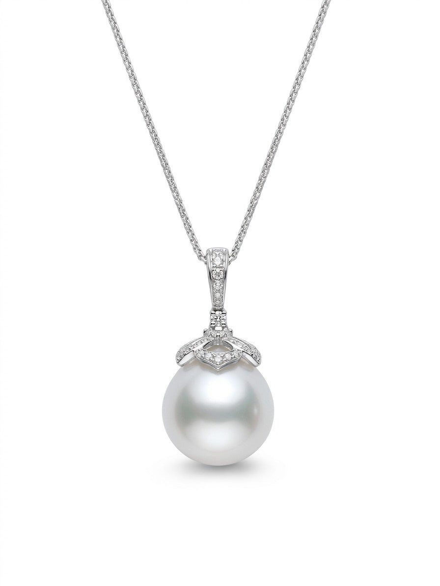 18 Carat White Gold South Sea Pearl Pendant with Diamonds