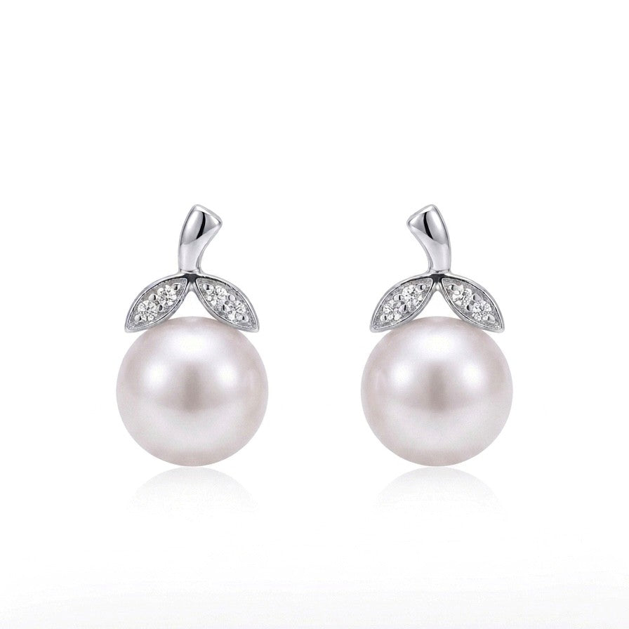 18ct white gold cultured pearl and diamond fruit design studs