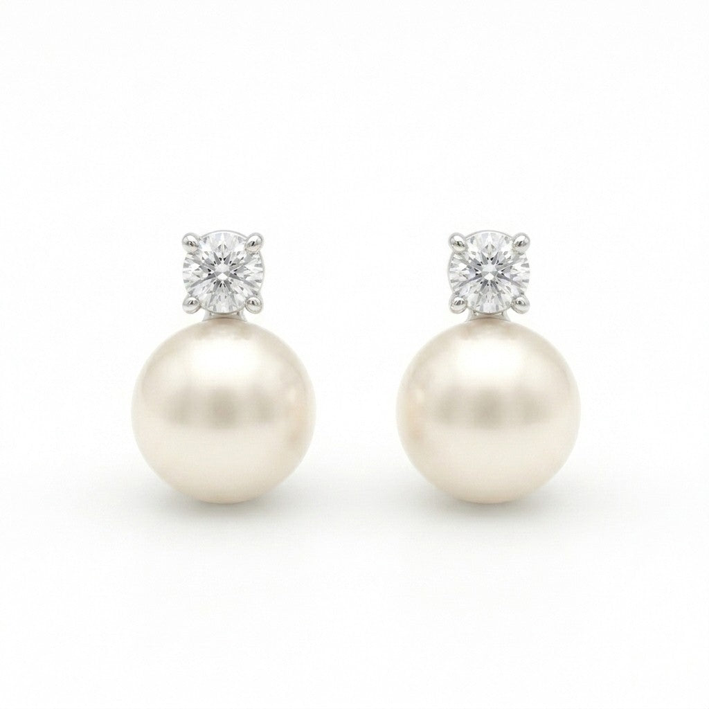 9 Carat White Gold and Cultured Pearl Studs