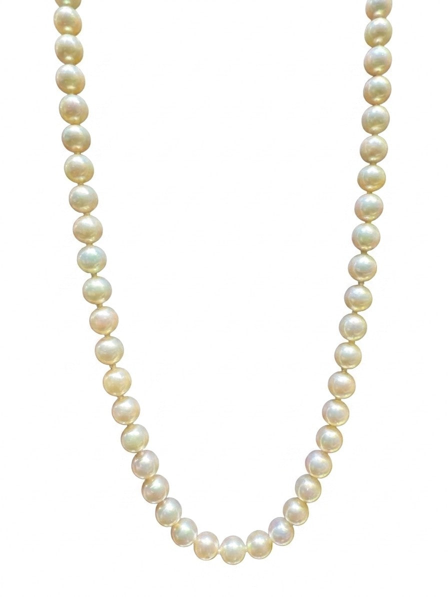 A Strand of 14 Carat White Gold 6mm Cultured Pearls