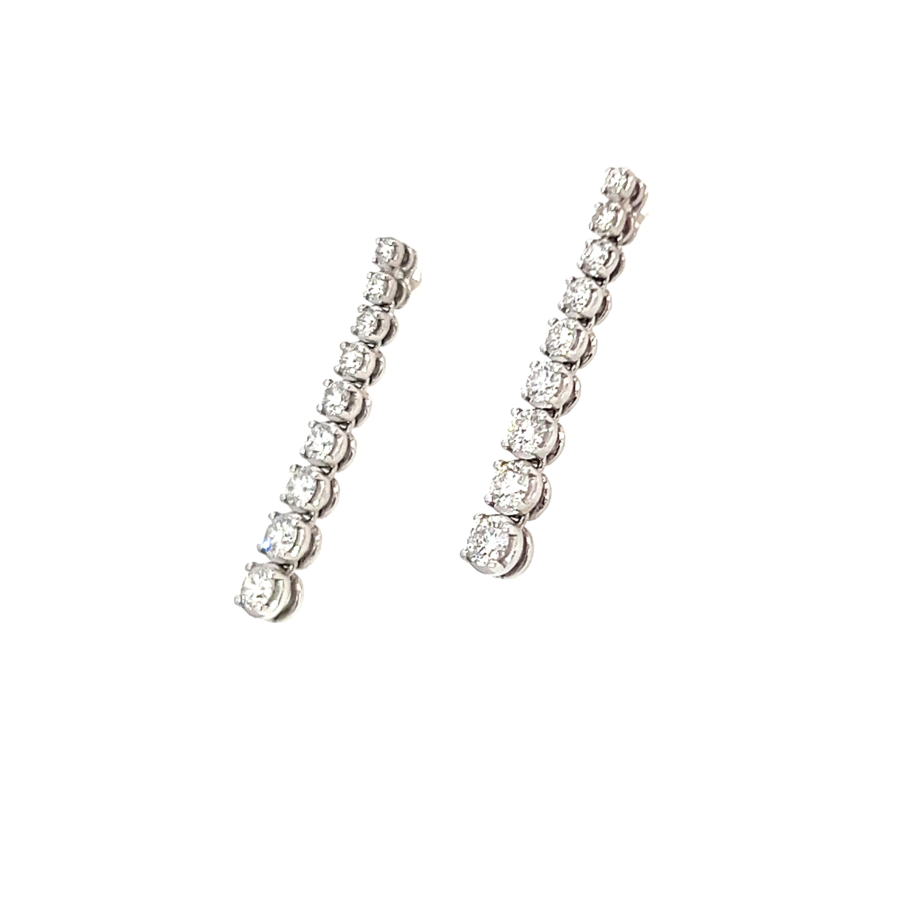 18 Carat White Gold and Diamond Graduated Drop Earrings 1.06 Ct