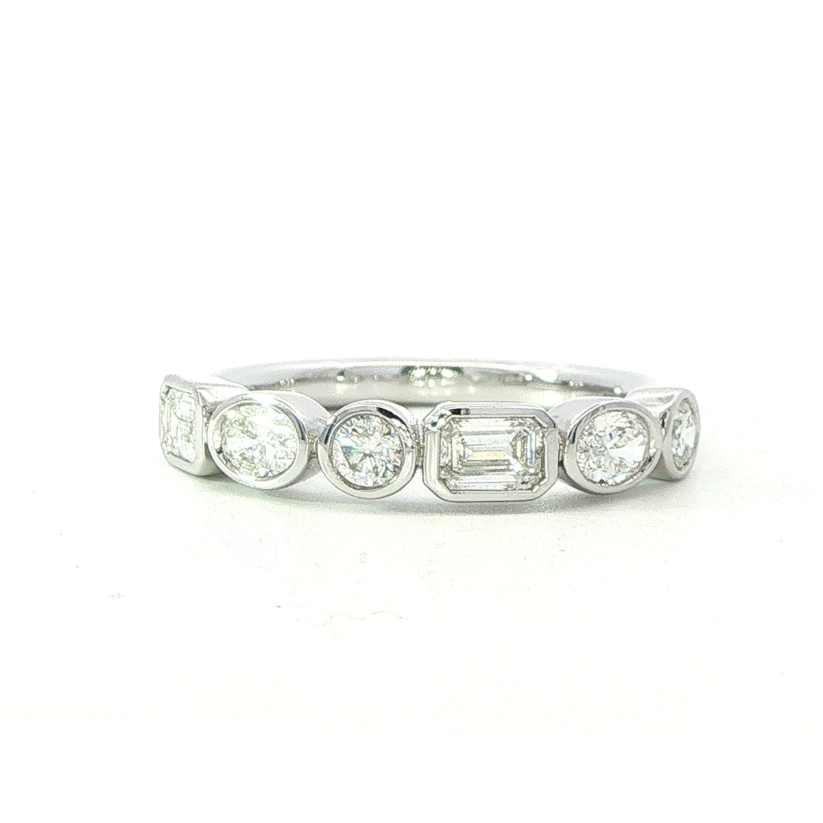 18 Carat White Gold And Diamond Ring 0.76 Carats