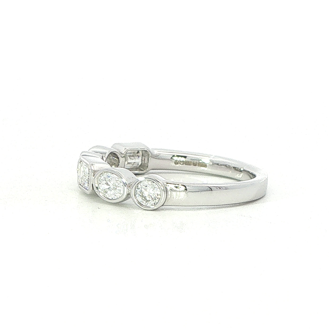 18 Carat White Gold And Diamond Ring 0.76 Carats