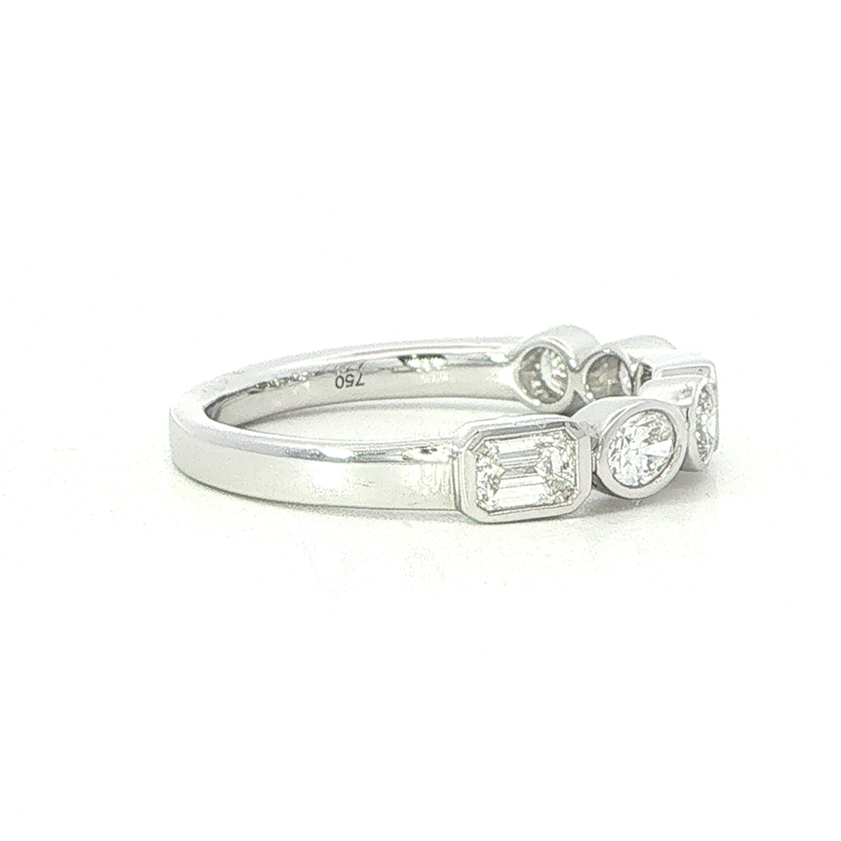 18 Carat White Gold And Diamond Ring 0.76 Carats