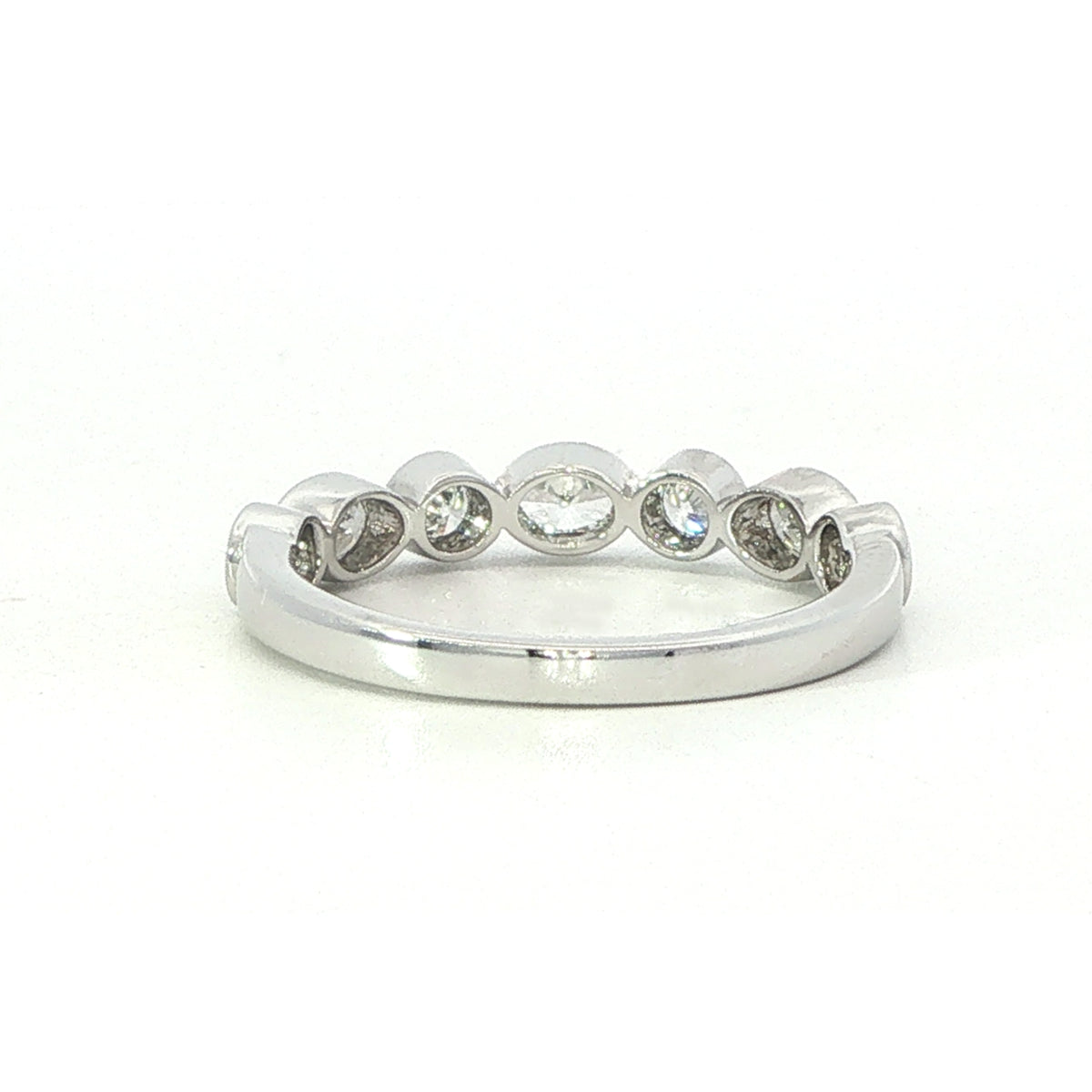 18 Carat White Gold and Diamond Ring 0.76 Cts