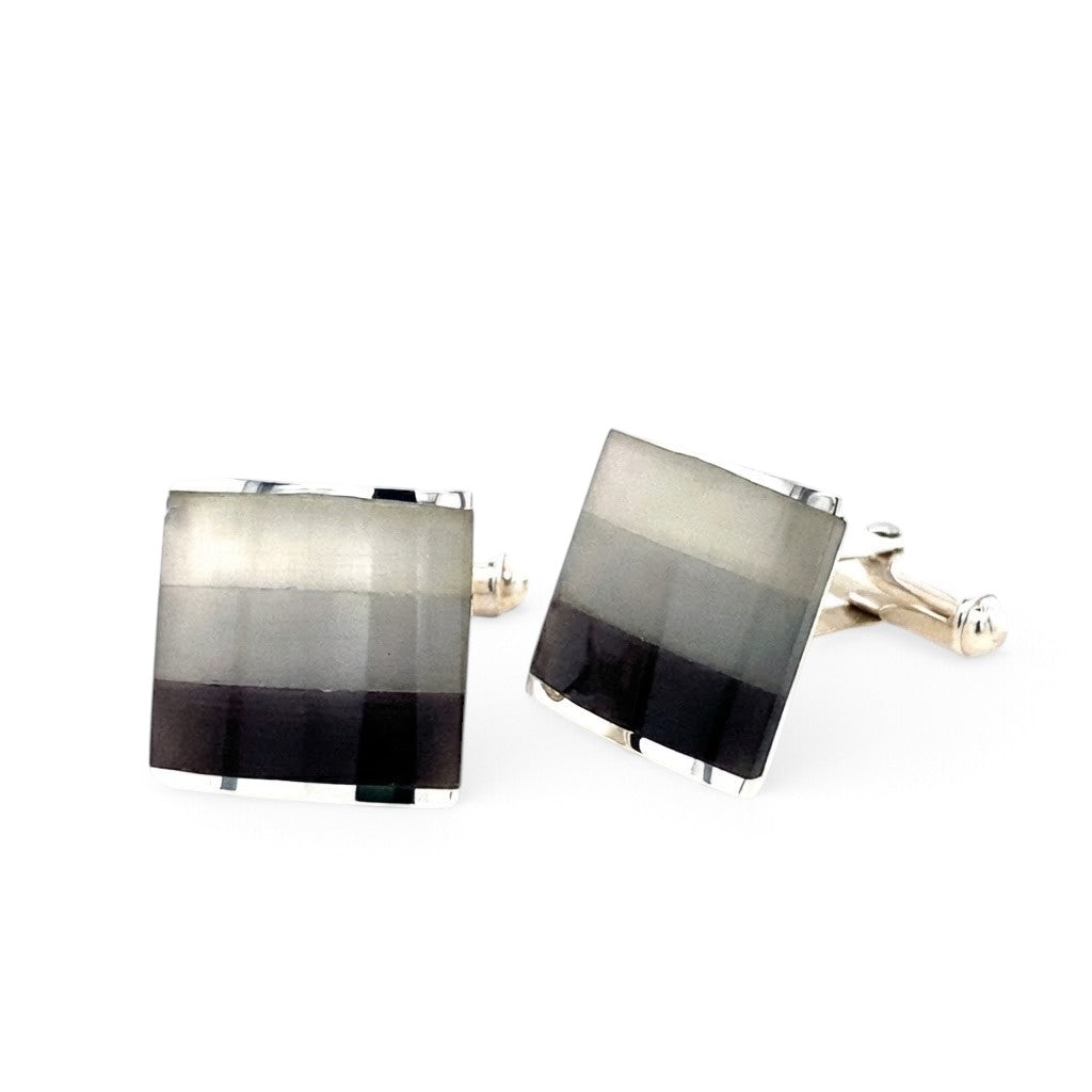 Square Cufflinks with Grey Stripes of Mother of Pearl
