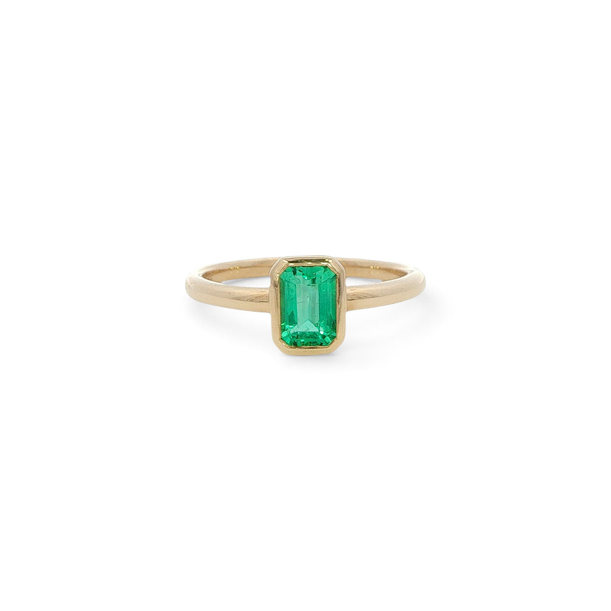 18 Carat Yellow Gold and Brazilian Emerald Cut Rub Over setting Emerald Ring 0.70 Cts