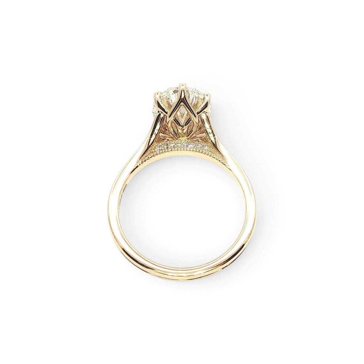 18 Carat Yellow Gold and Oval Daimond Engagement Ring - 3.51 Carats