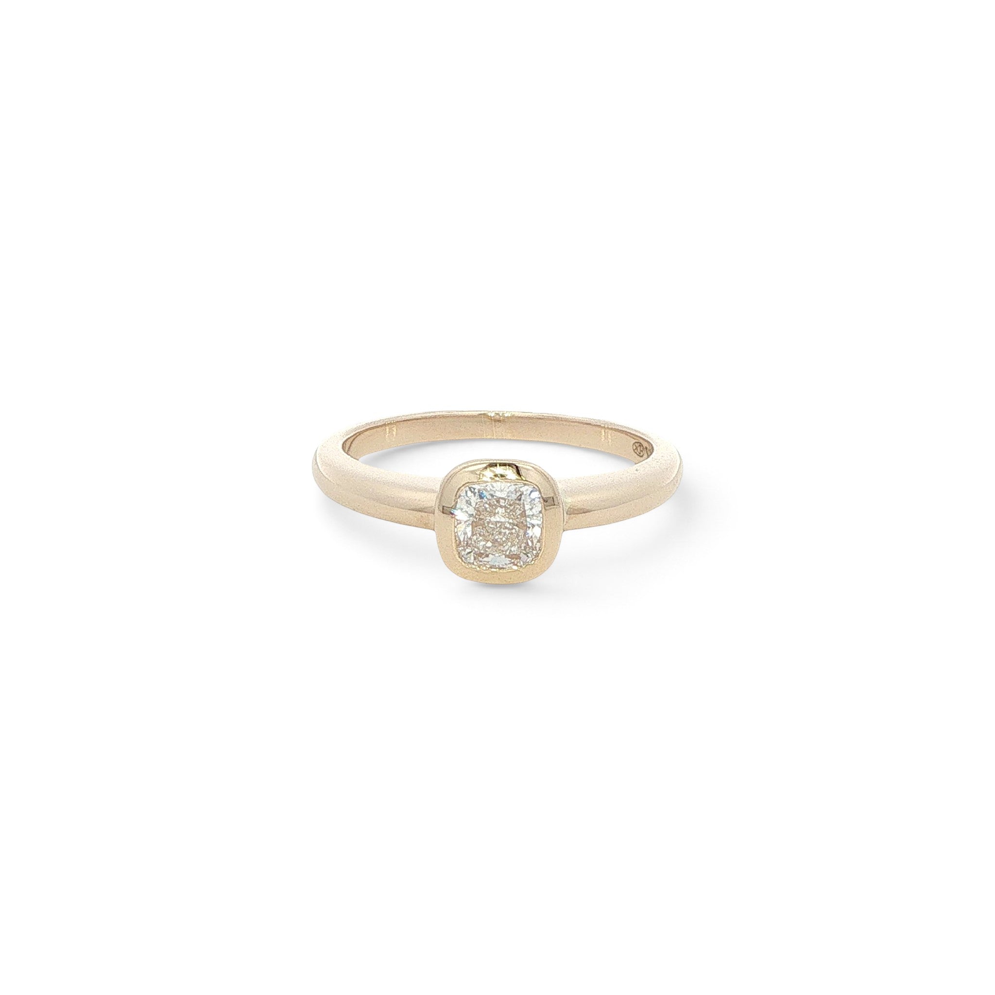 18 Carat Yellow Gold 0.51 Carat GVS1 Rub Over Engagement Ring