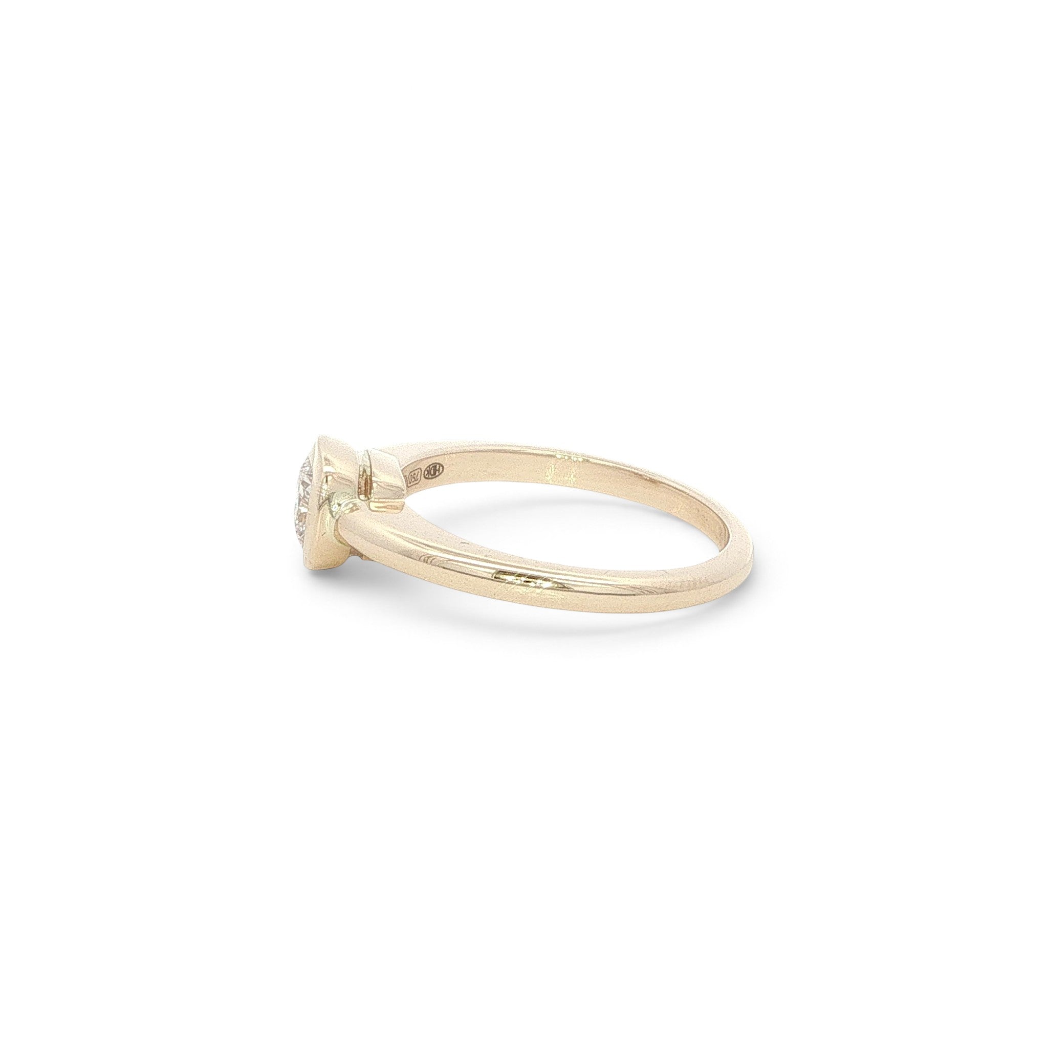 18 Carat Yellow Gold 0.51 Carat GVS1 Rub Over Engagement Ring