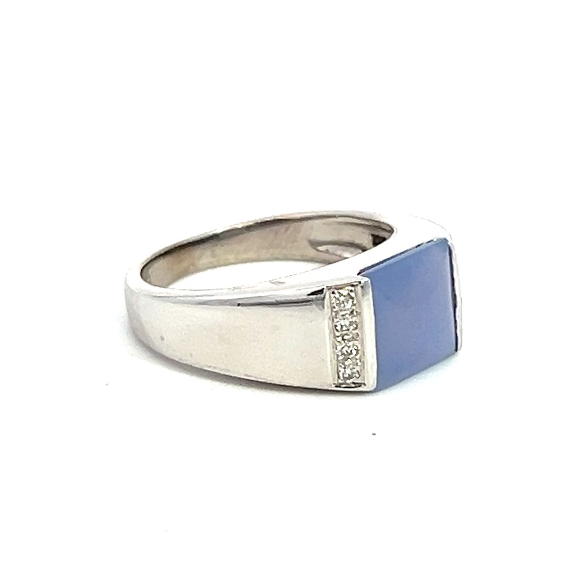 18ct White Gold Diamond and Chalcedony Ring
