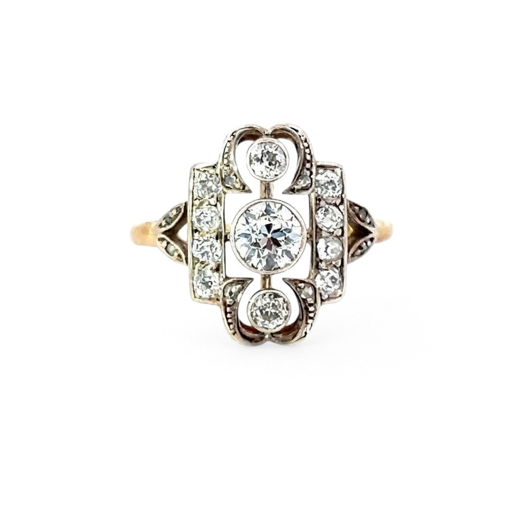 A 1920s Diamond Ring