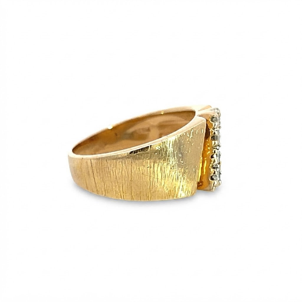 A Retro Gold and Diamond Ring