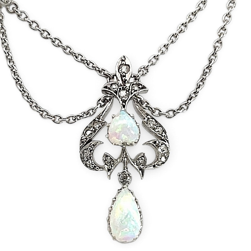 Early Twentieth Century Opal and Diamond Necklace