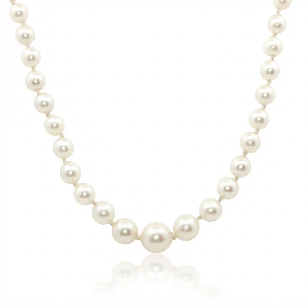 Beautiful Graduated Pearl Necklace