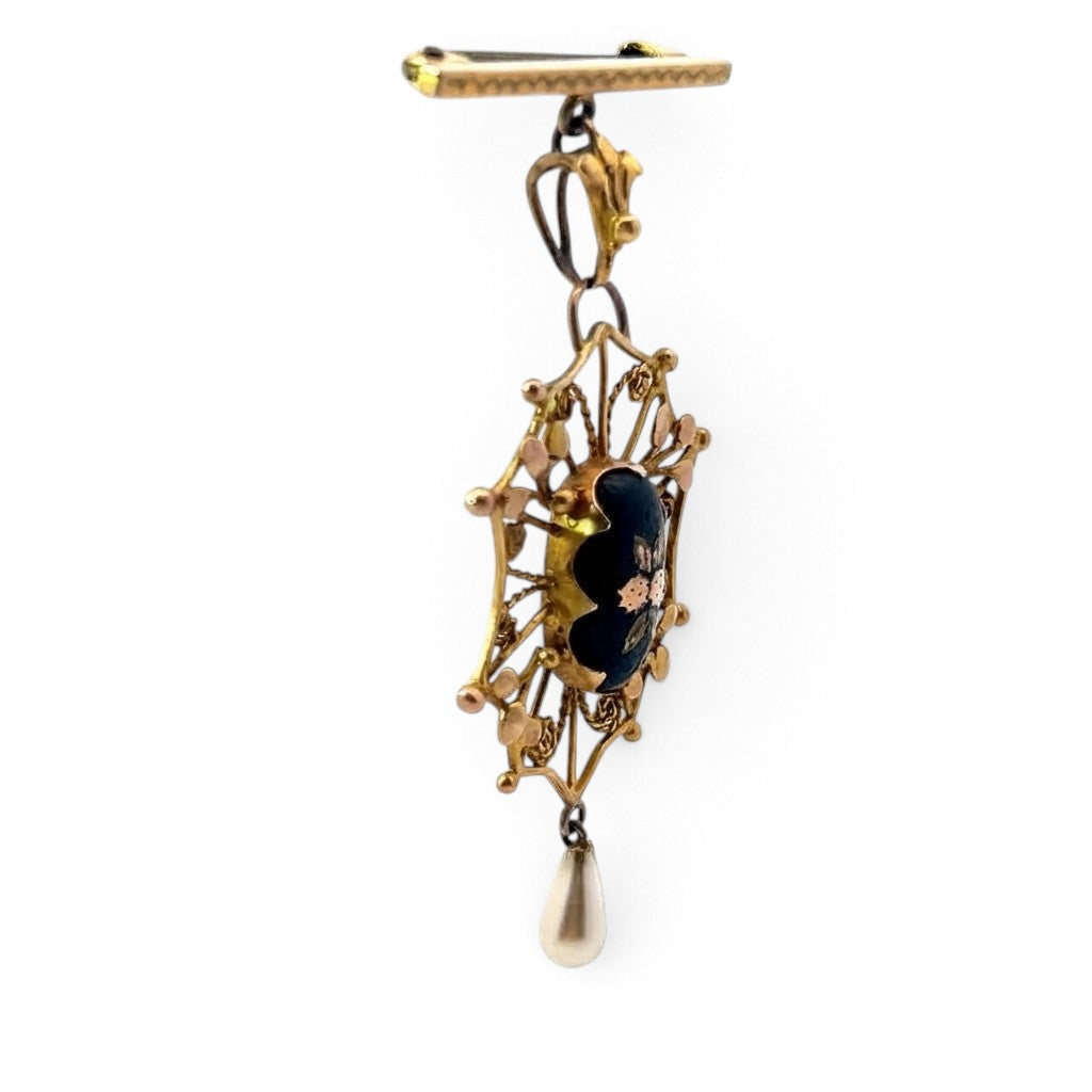 An Unusual Gold Brooch