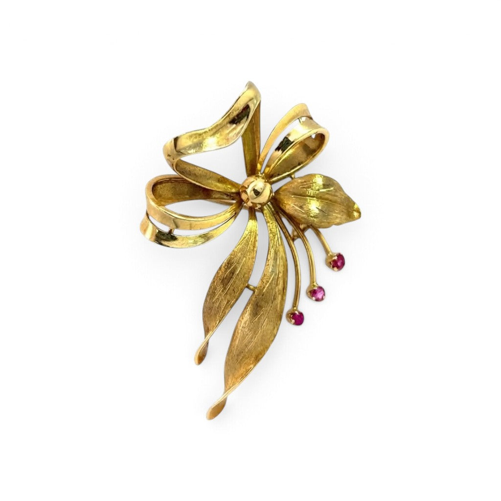 A Stunning Gold Bow Brooch