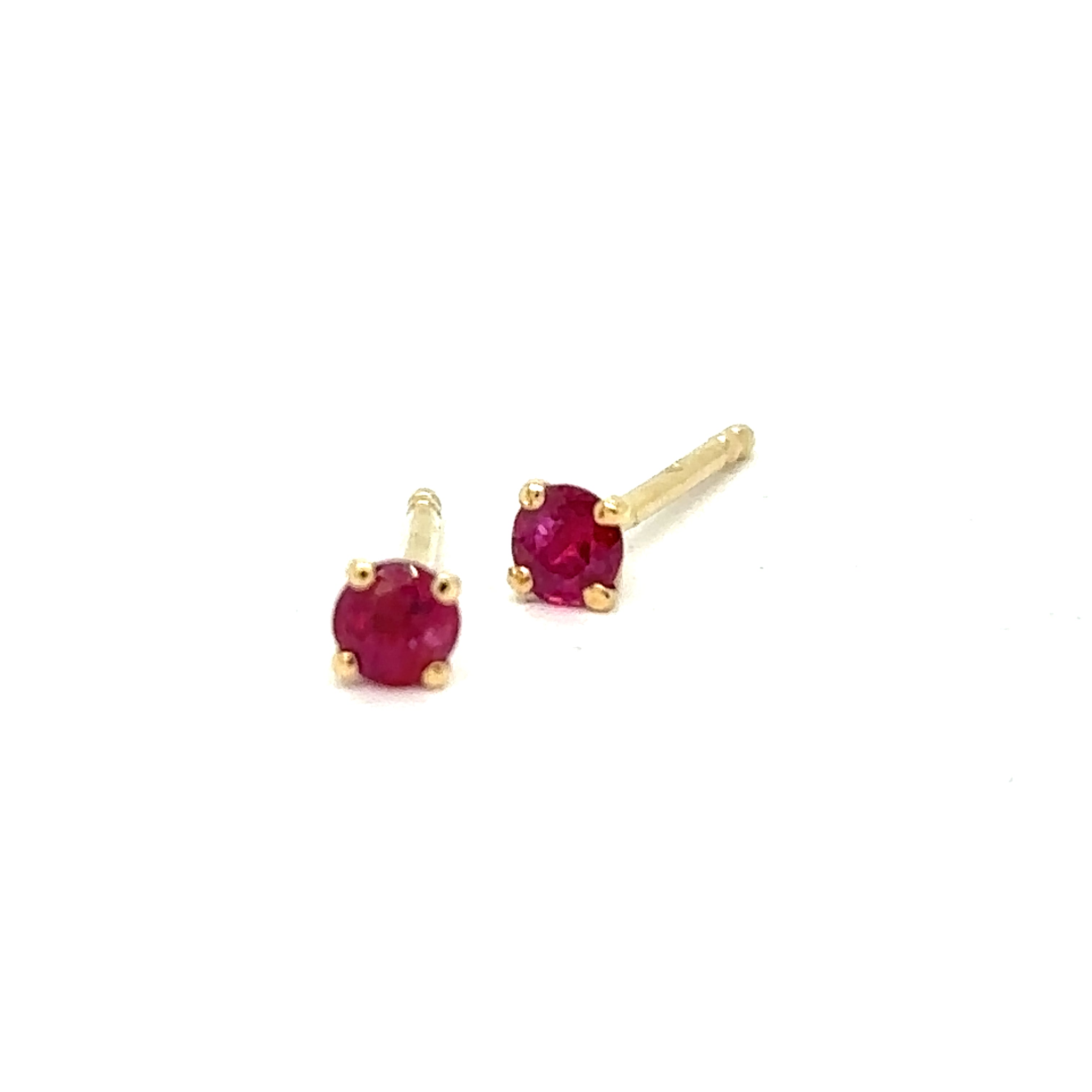 18 Yellow Gold Ruby Studs - 0.69 Carats no Heat