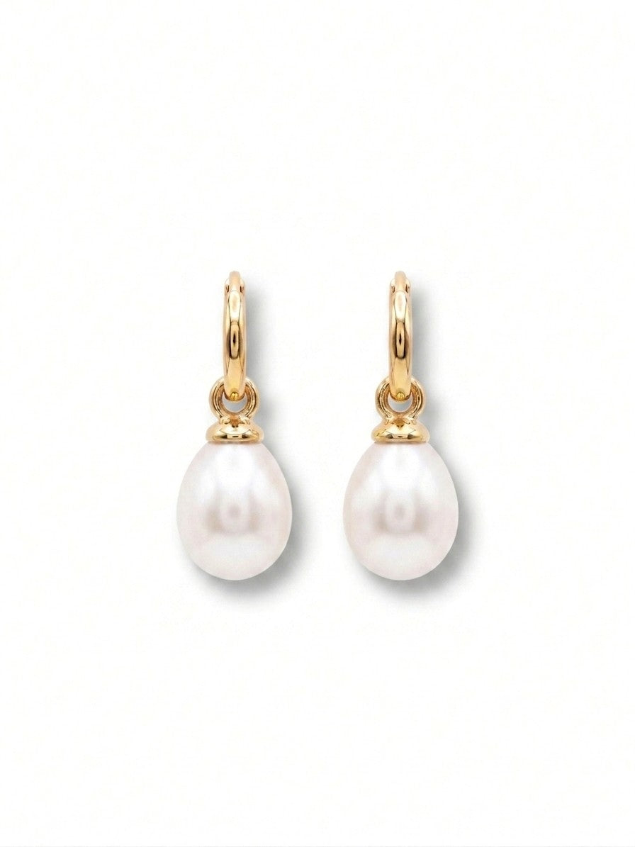 9 Carat Yellow Gold and Fresh Water Pearl Drops
