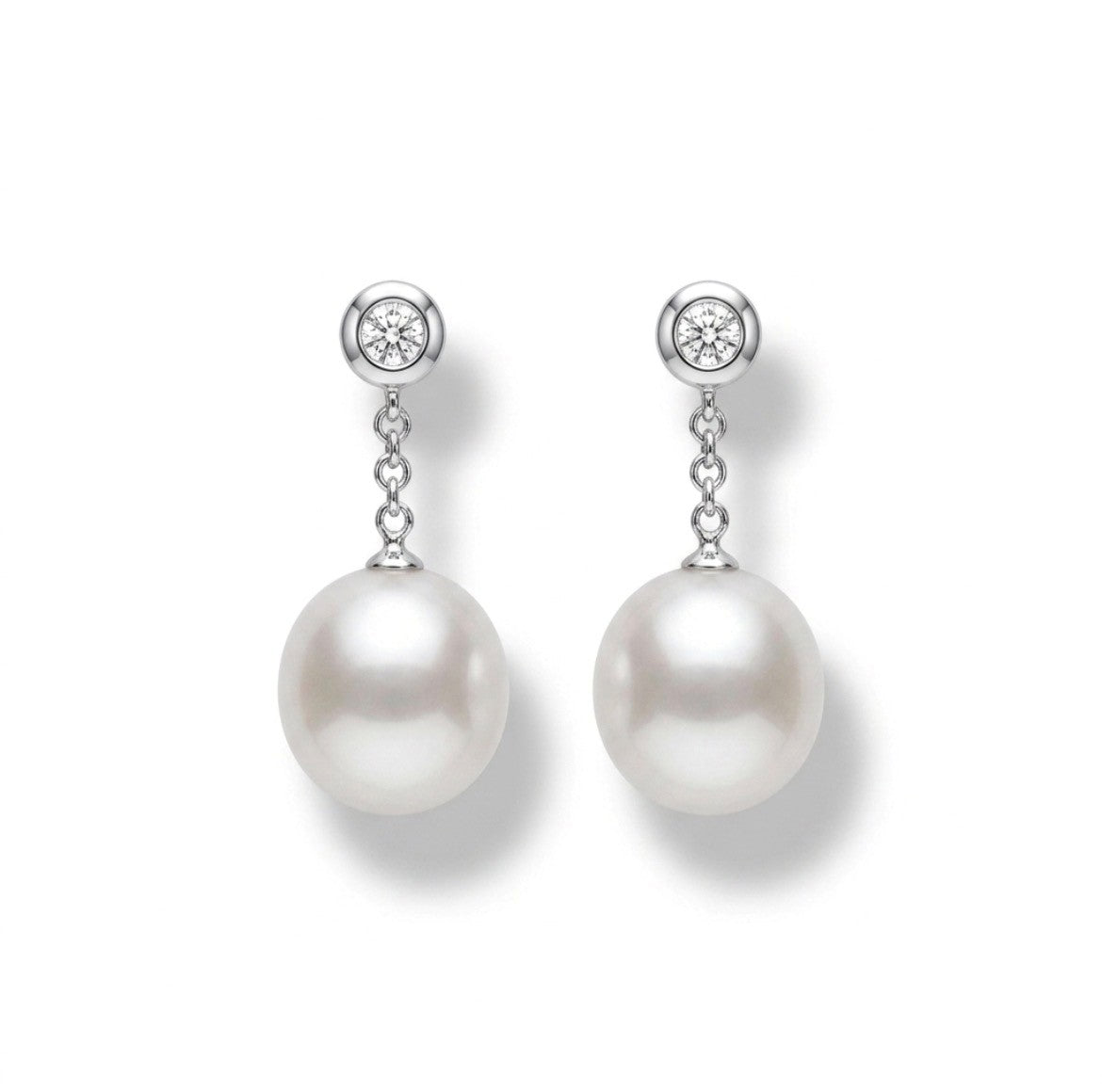 18 Carat White Gold Fresh Water Pearl and Diamond Drop Studs