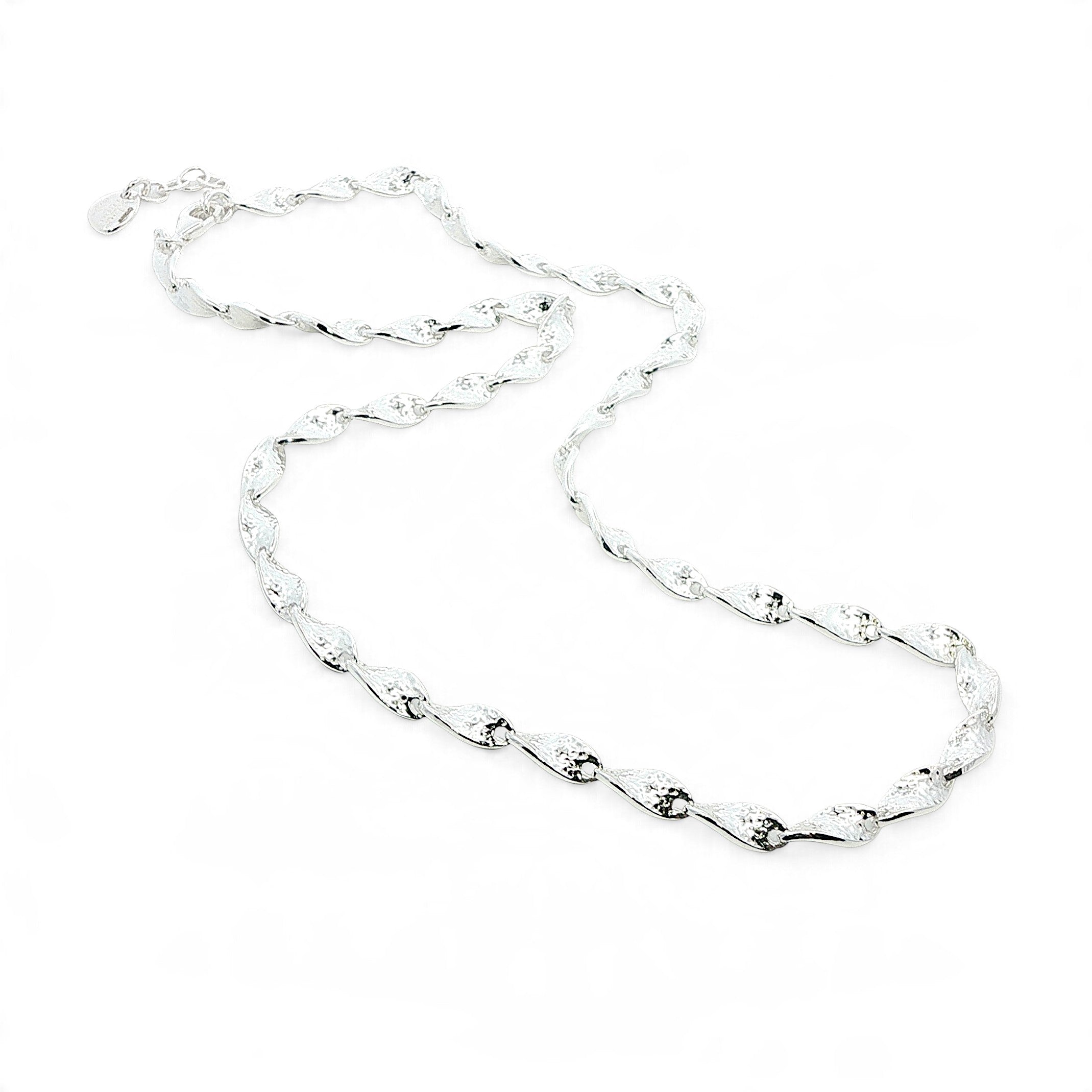 Silver Shimmer Twist Necklace
