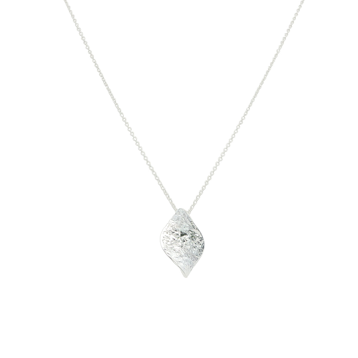 Silver Shimmer Single Twist Pendant