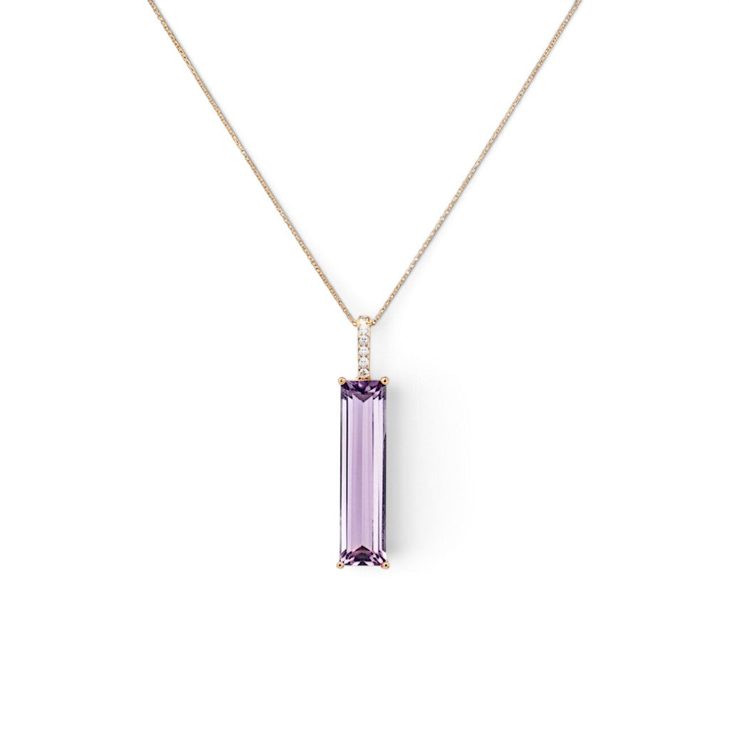  A modern 18 carat rose gold amethyst and diamond pendant. Featuring a 6x25mm step cut amethyst in a four claw double gallery setting to an articulated rose gold bail set with six (6) claw set natural modern round brilliant diamonds of G/H colour VS clarity. To a 46cm inch rose gold trace chain with an extender loop at 41cms