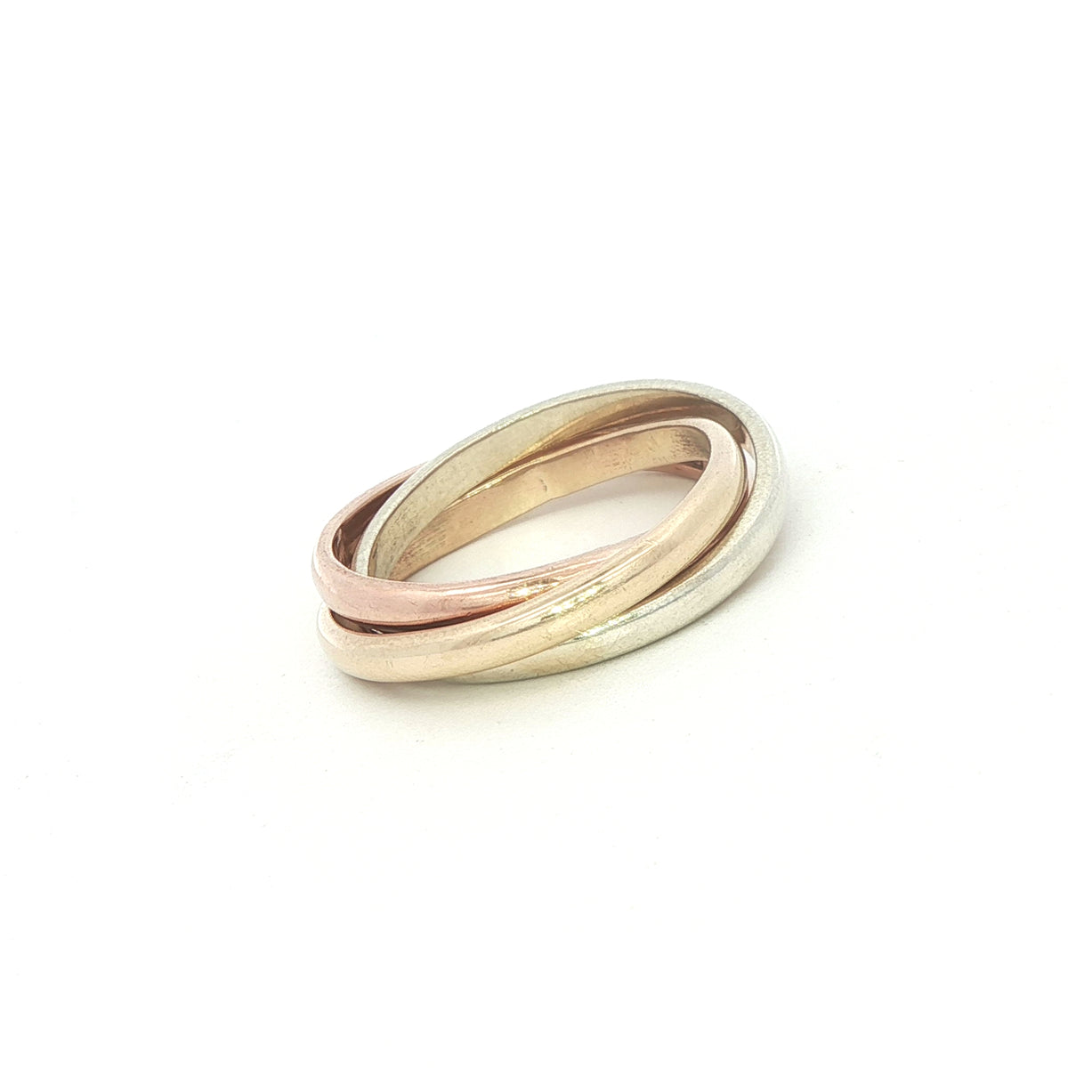 A Classic 9ct Tri-colour Band