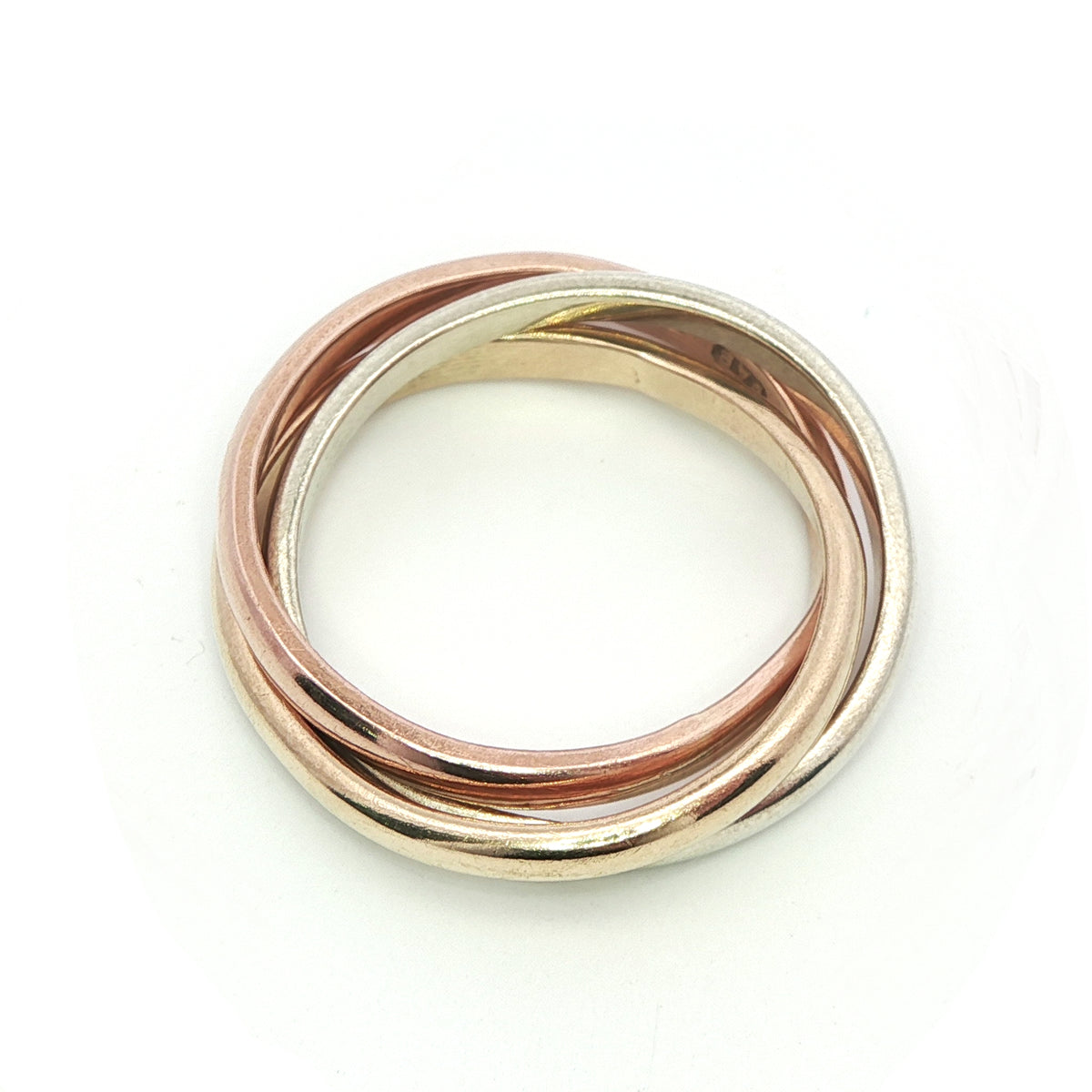 A Classic 9ct Tri-colour Band