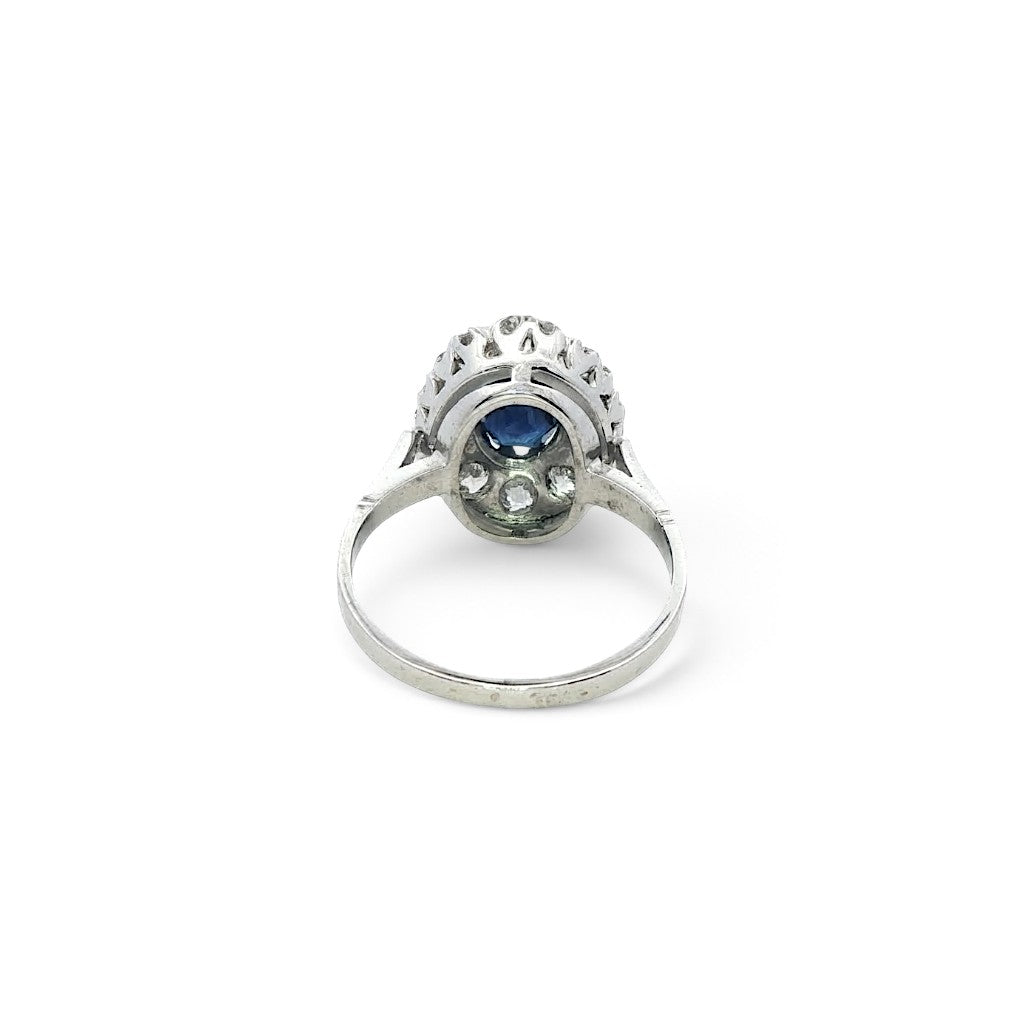 Stunning Sapphire Ring