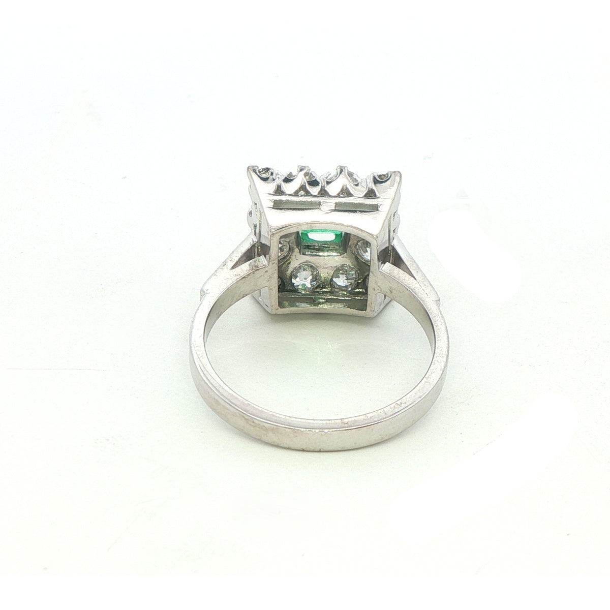 Stunning Emerald and Diamond Ring
