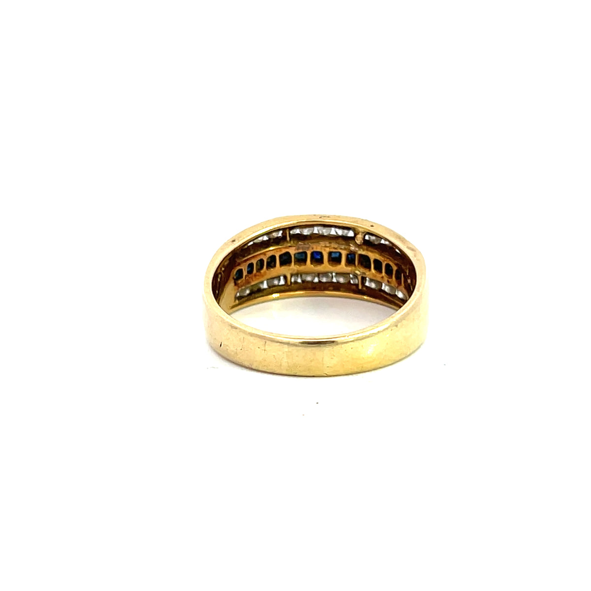 Stunning Sapphire and Diamond Ring