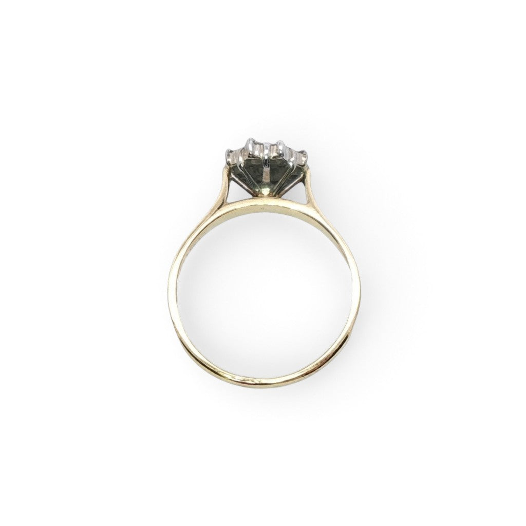 Vintage Diamond Cluser Ring