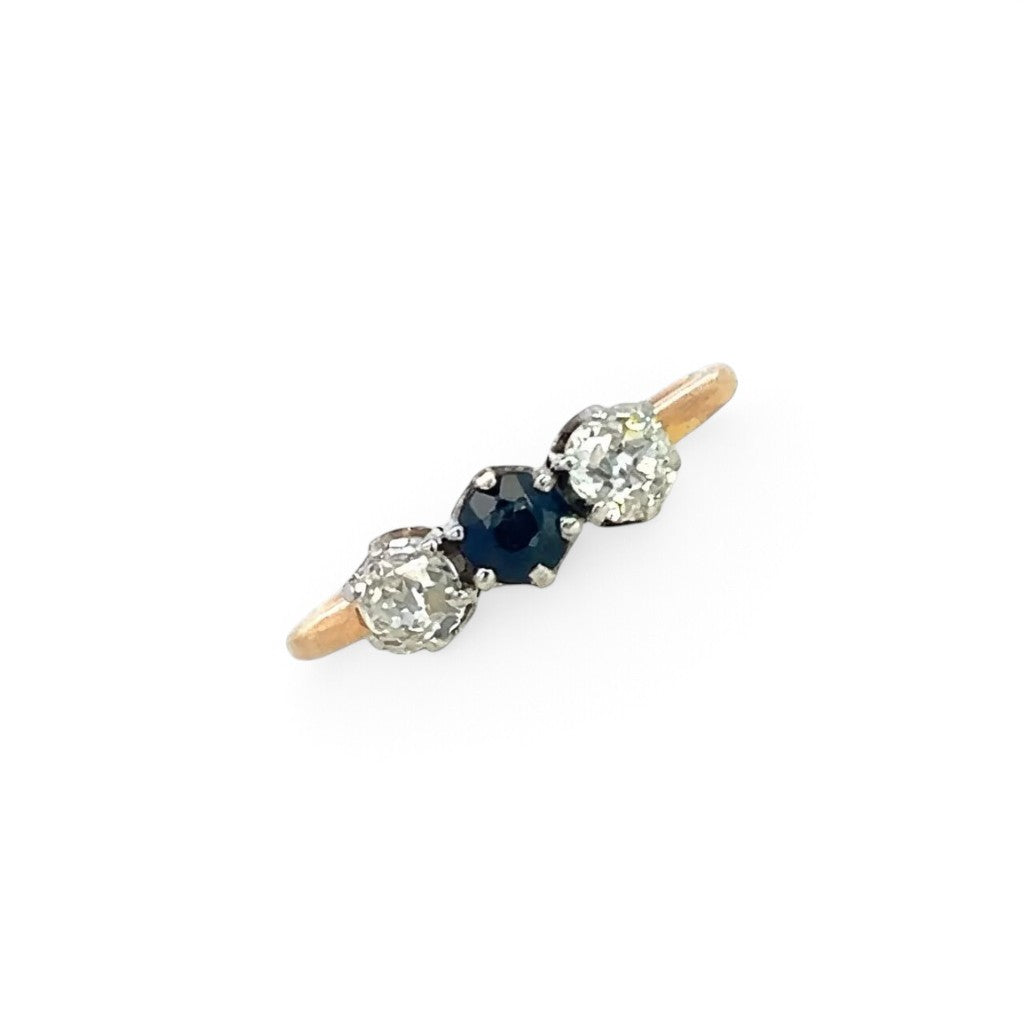 18YG DIA SAPPH RING
