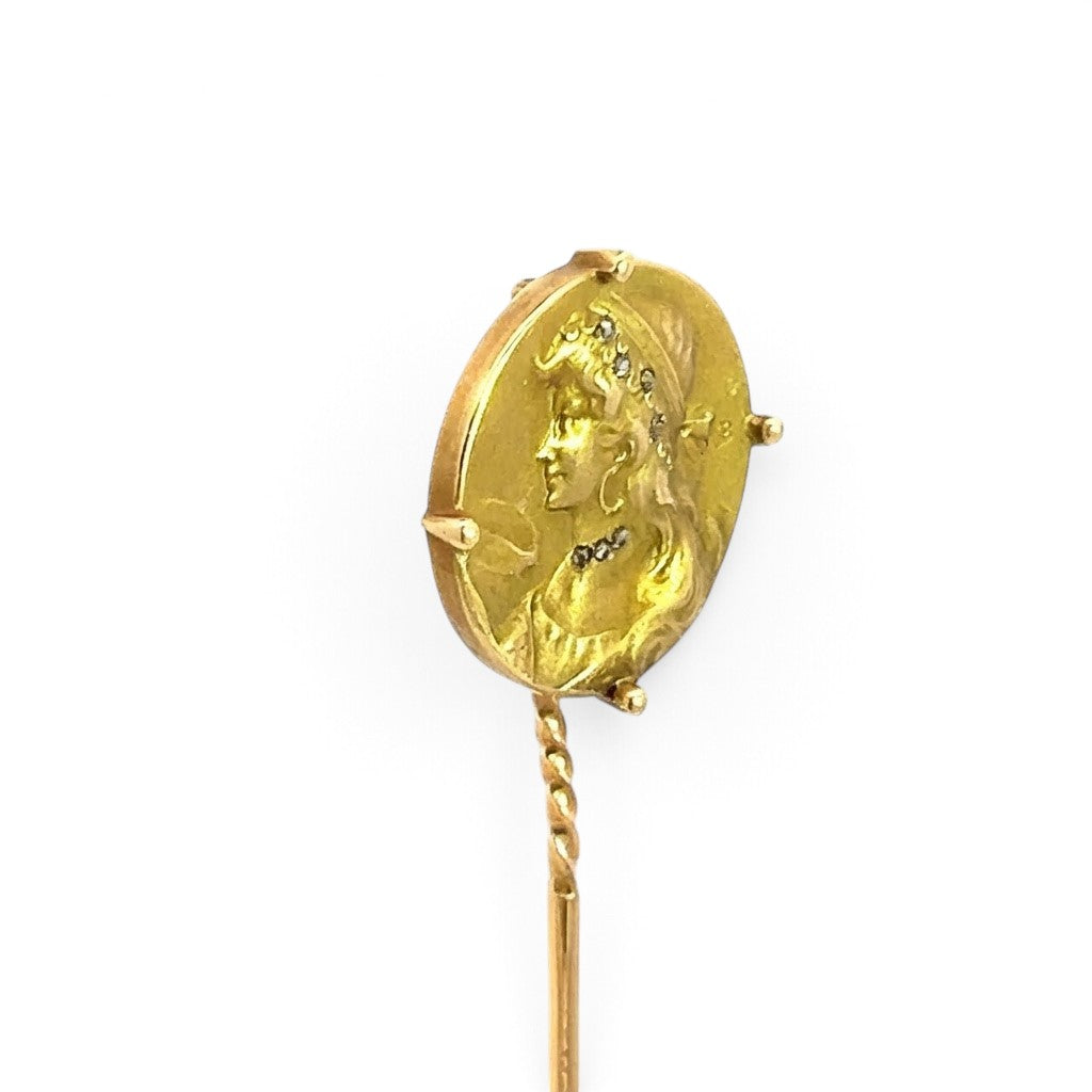 An Unusual Decorative Brooch