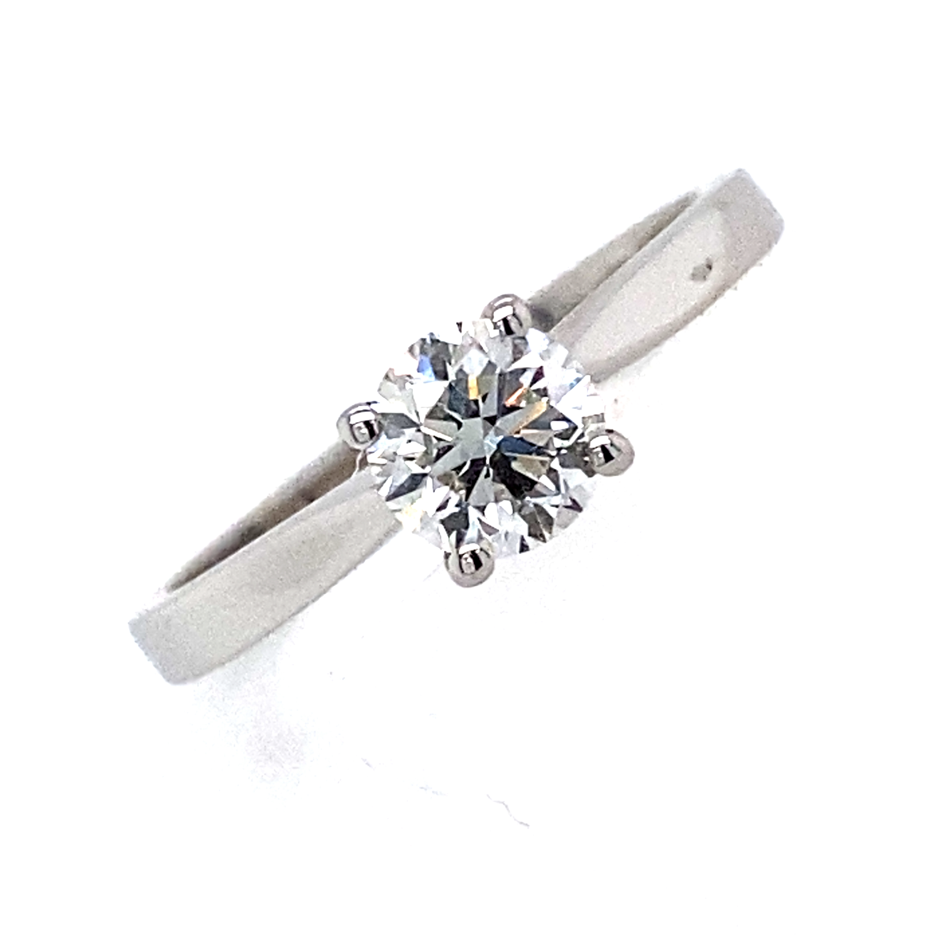 Doris - Platinum and Round Brilliant Diamond Ring - 0.50ct E SI1