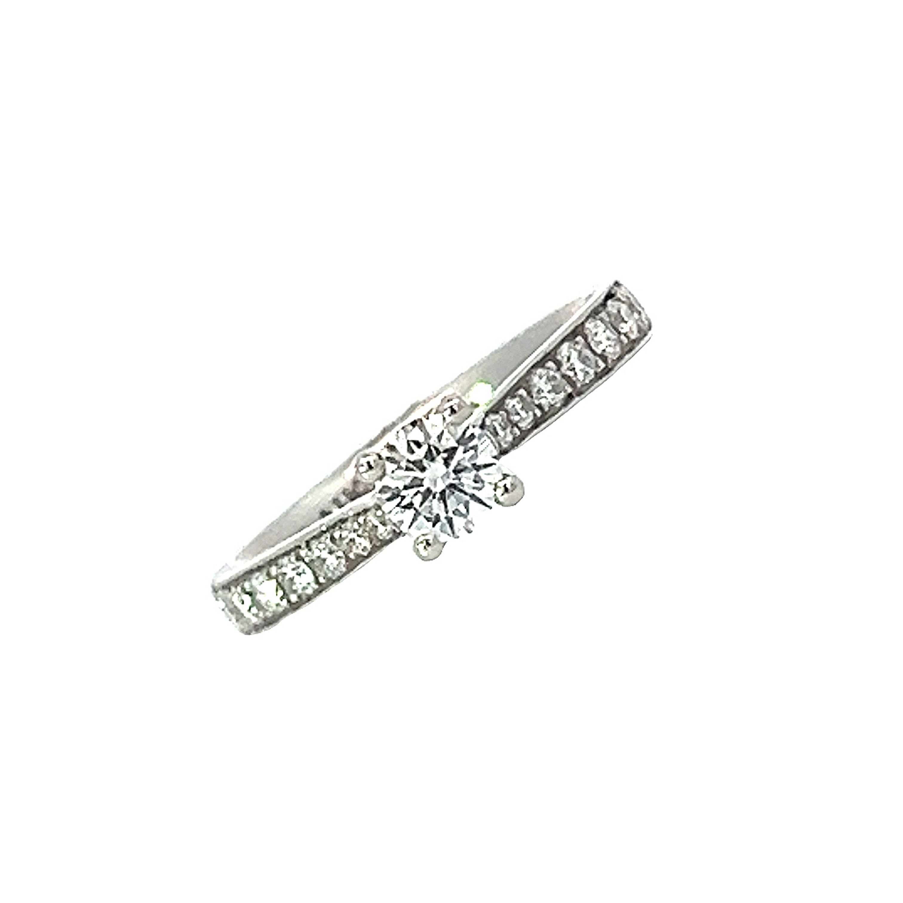 Lillian - Platinum Round Diamond Engagement Ring 0.33ct FVS2