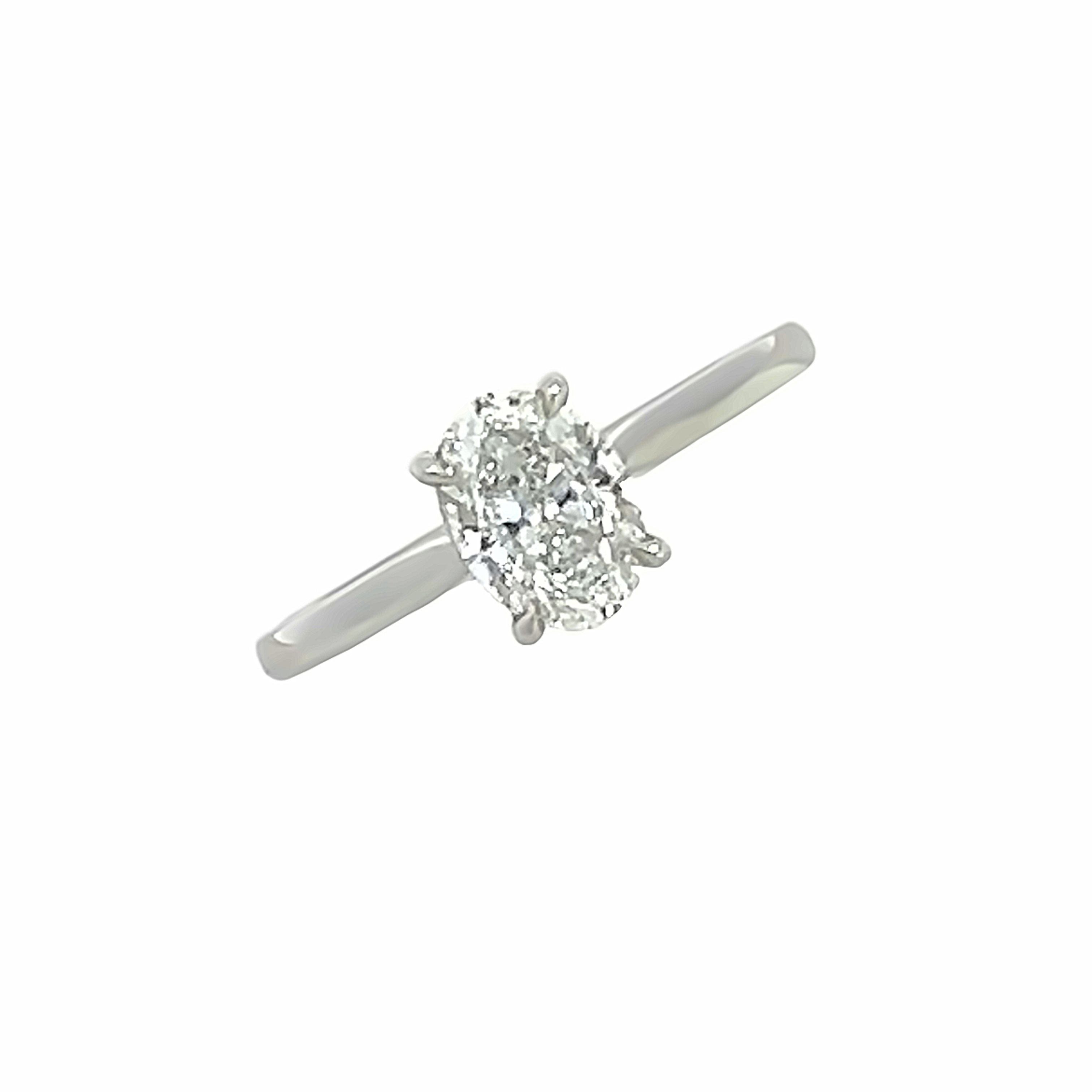 Platinum and Diamond, Constellation Lyra Oval Diamond 1.00 Cts