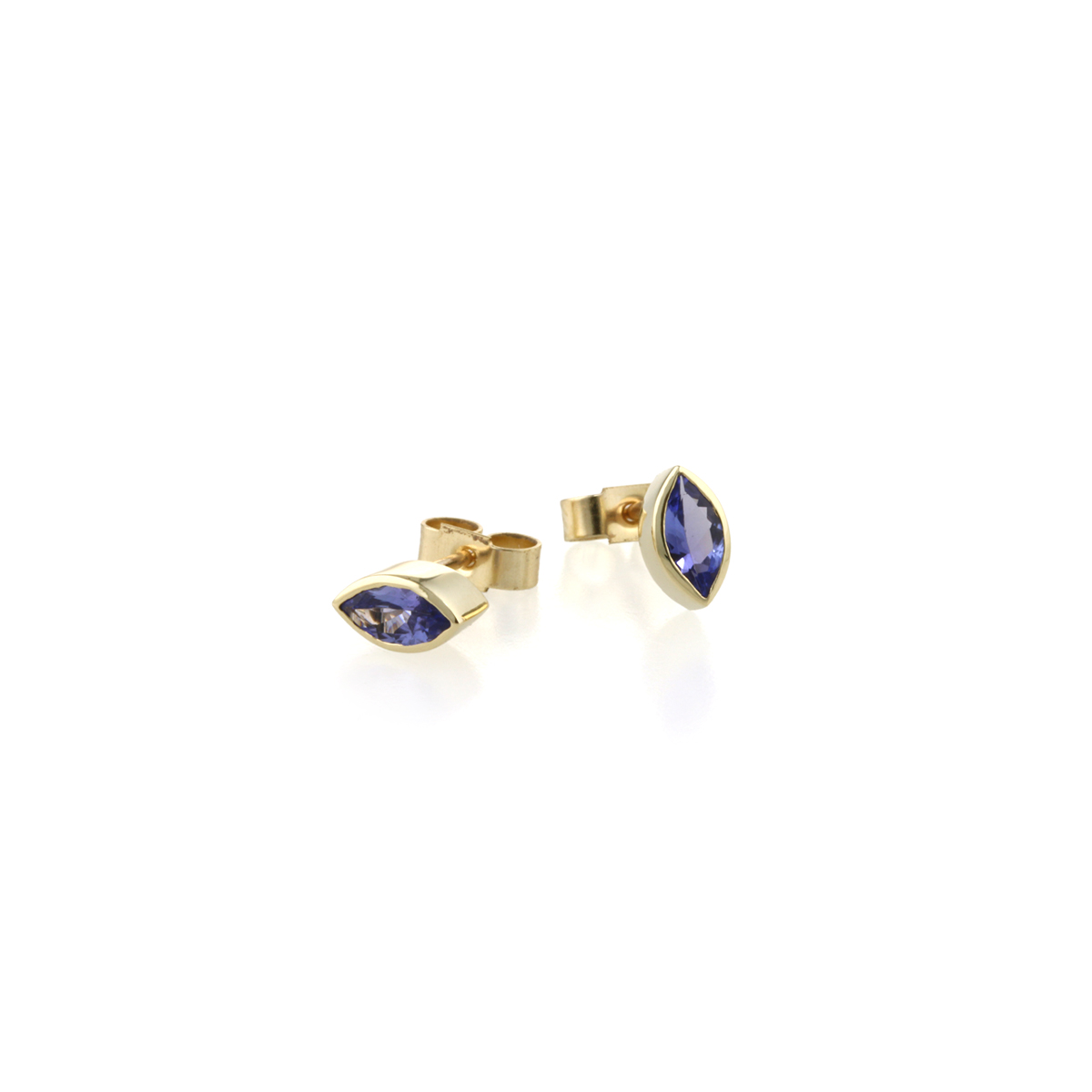 9 Carat Yellow Gold Amethyst Studs